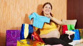 trudnica kupuje odeću